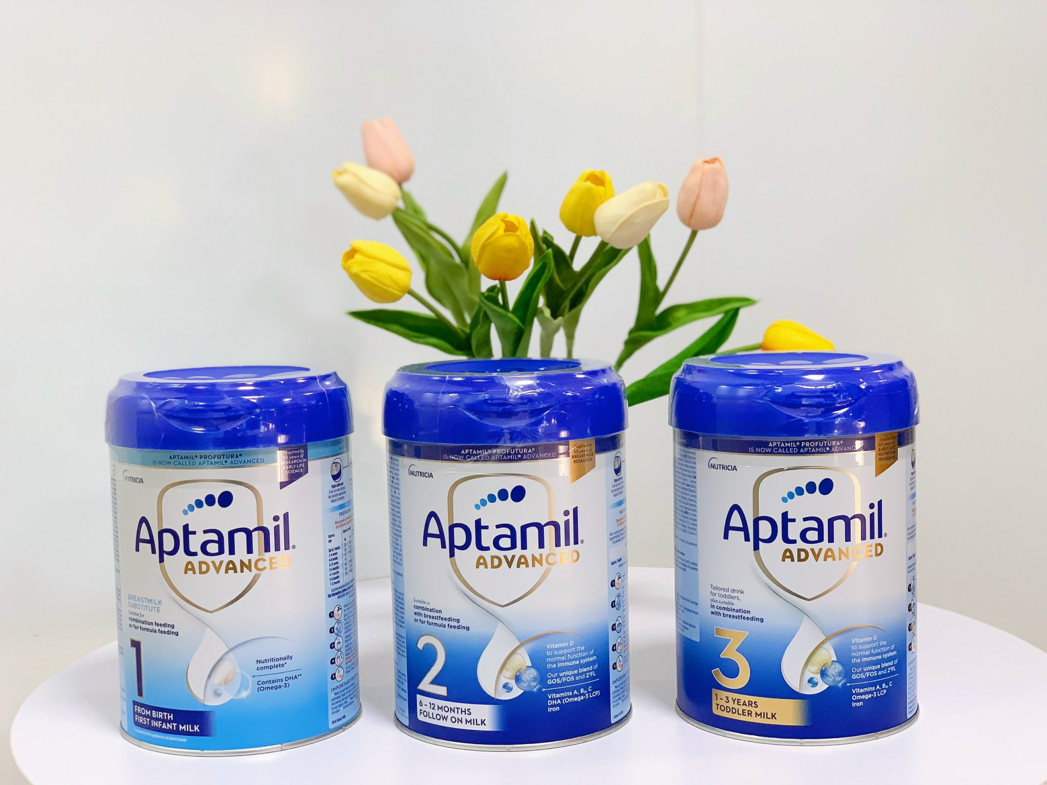 Sữa bột Aptamil số 3 Anh - hộp 900g (dành cho trẻ từ 1 - 3 tuổi)(Mẫu mới)